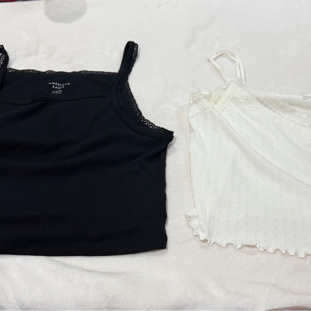 2 American Eagle one White and one Black Camisole Duo